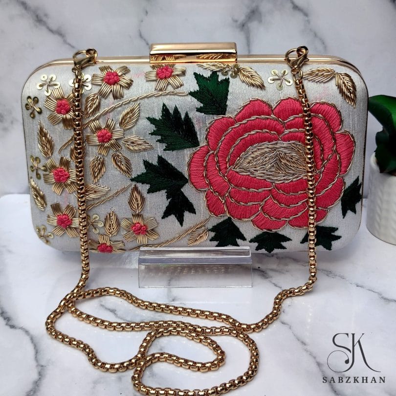 GULNAR-BANU CLUTCH