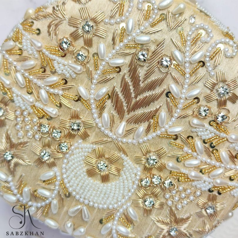 GULSHAN ARA CLUTCH - Image 4