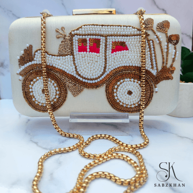 MAHJABEEN CLUTCH (OFF WHITE)