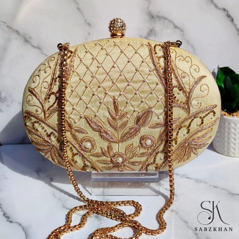 SAKINA-BANU CLUTCH