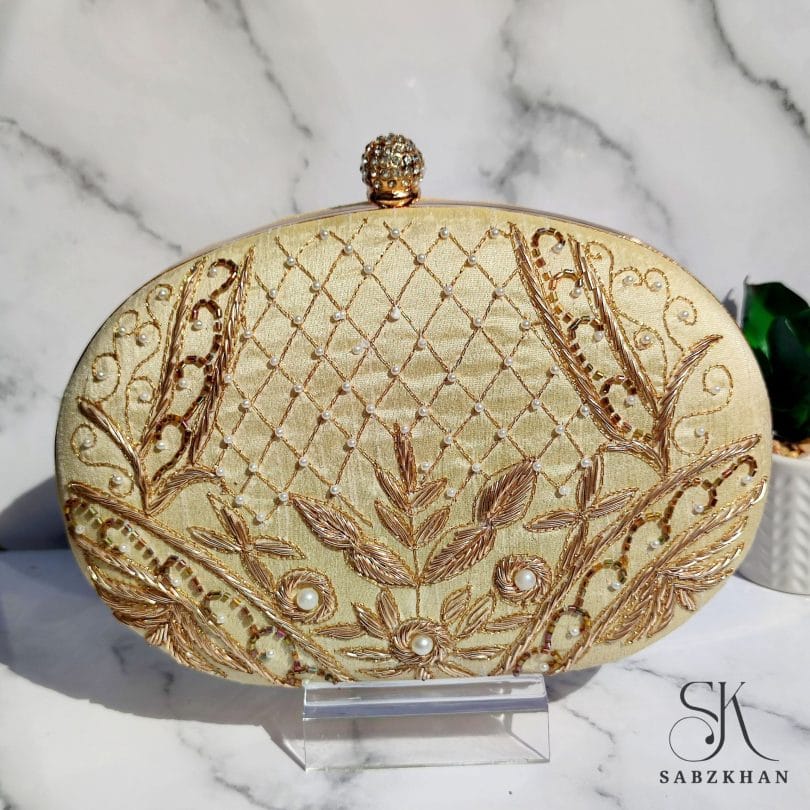 SAKINA-BANU CLUTCH - Image 4